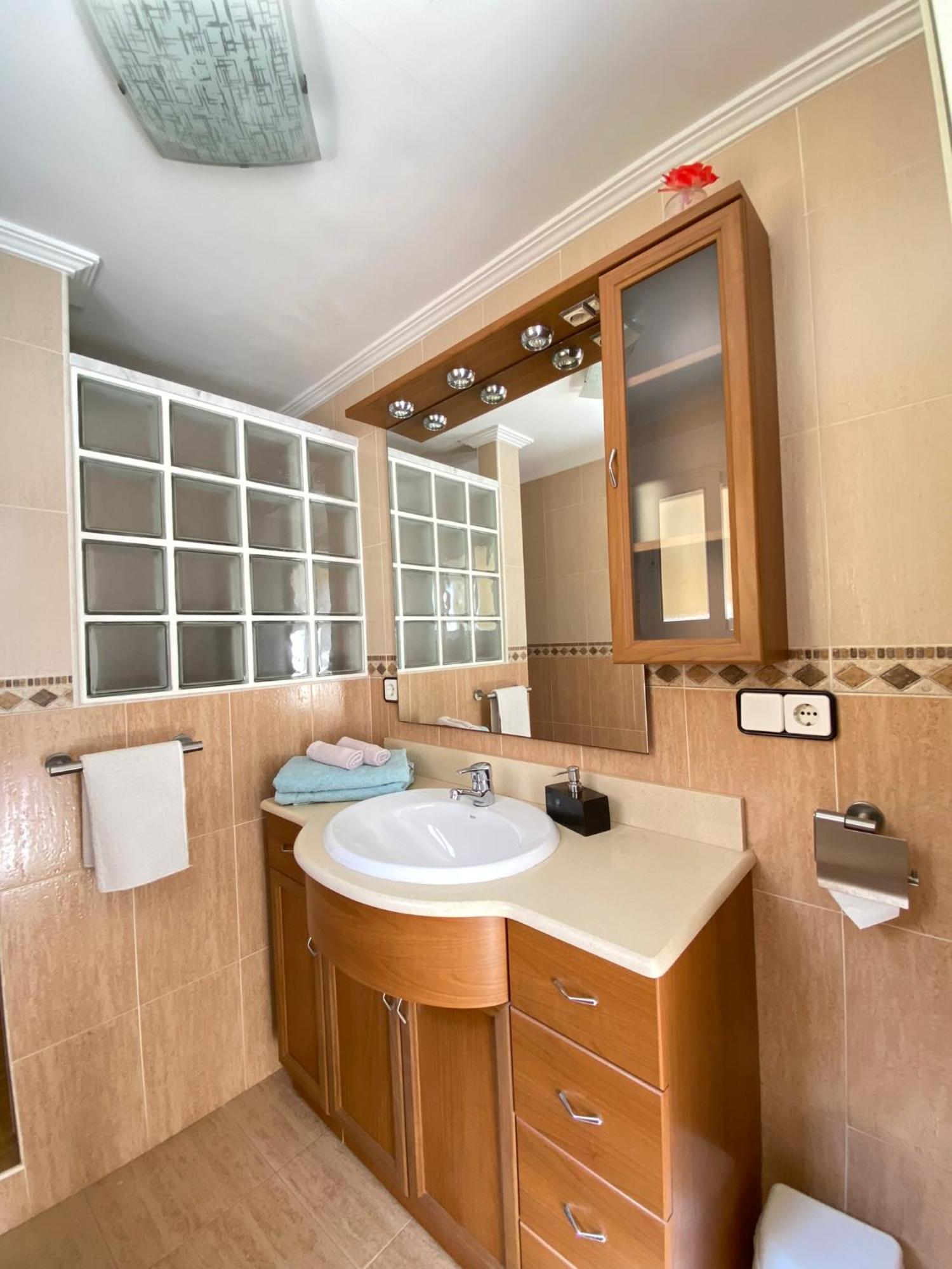 Guesthouse In Torrent ภายนอก รูปภาพ